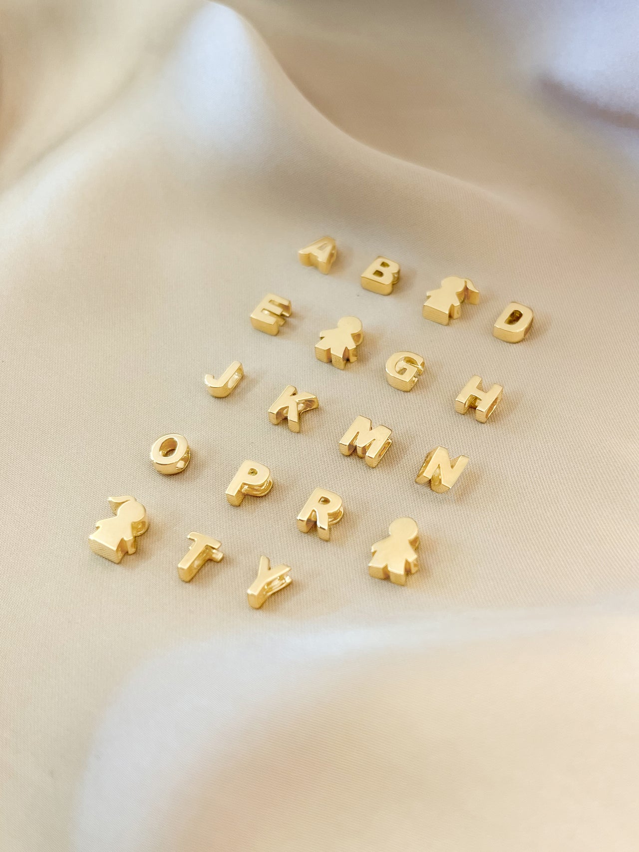 Collier Lettre 14 carats - Or 14 carats Collier Lettre 14 carats - Or 14 carats