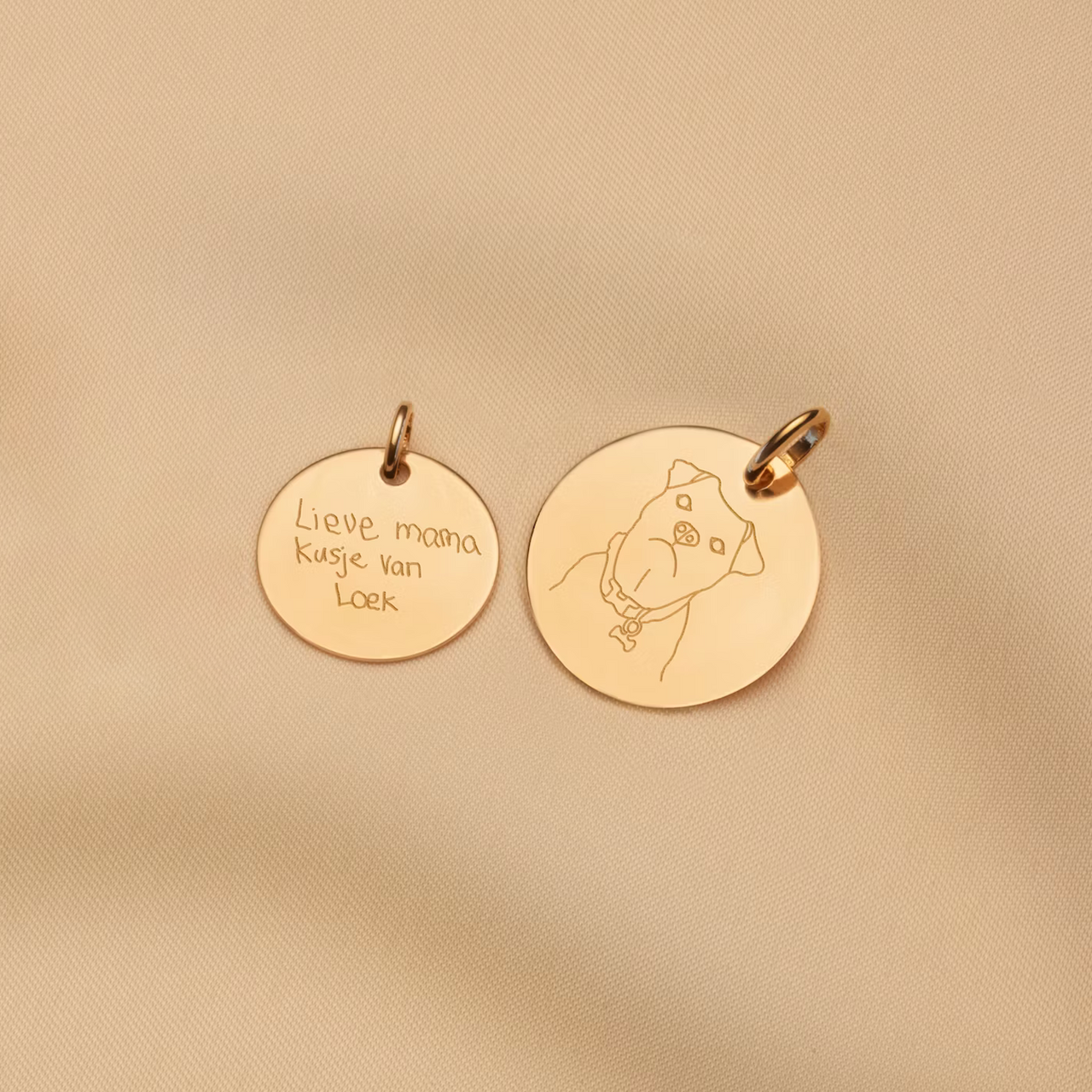 Pendentif suel avec Illustration 9 carats - Or 9 carats Pendentif suel avec Illustration 9 carats - Or 9 carats