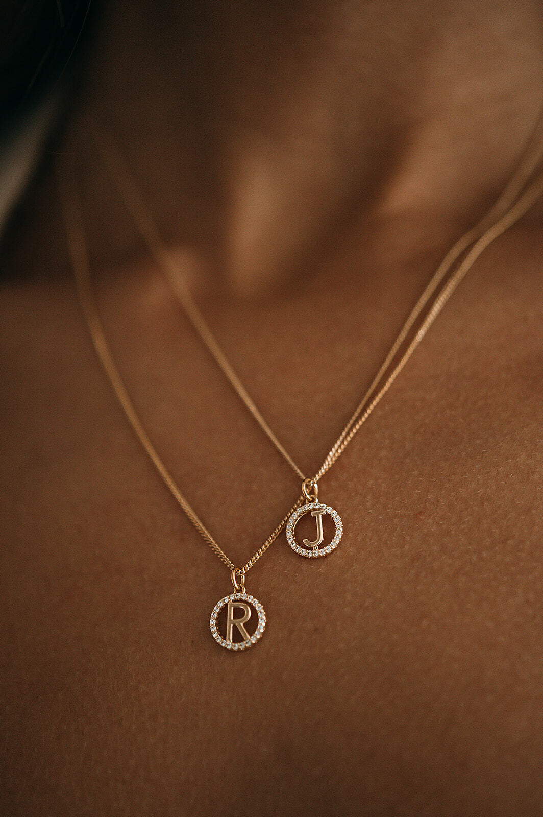 Letter Sparkle Pendant Ketting - 18k Verguld Letter Sparkle Pendant Ketting - 18k Verguld