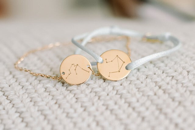 Bracelet Zodiaque Constellation - Plaque or 18 carats Bracelet Zodiaque Constellation - Plaque or 18 carats