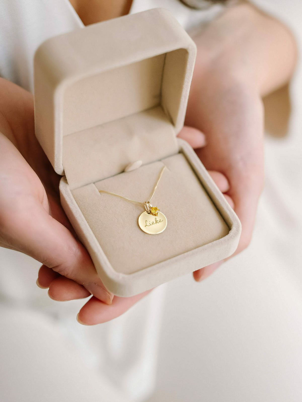 14k Birthstone Coin Ketting - 14k Solid Gold