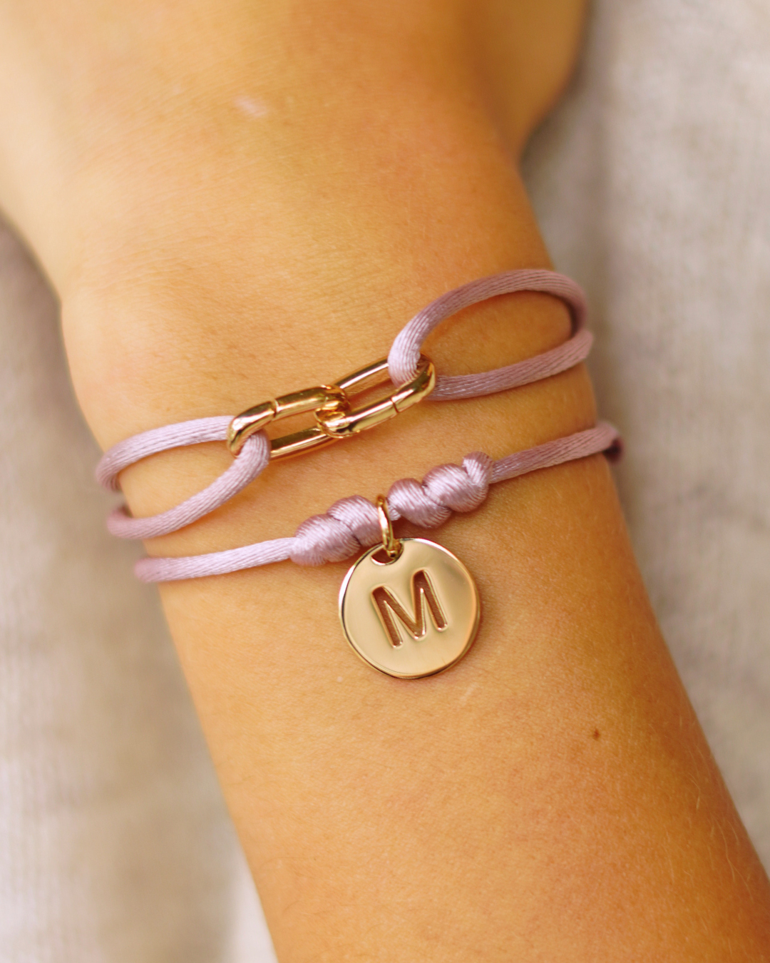 Open Initialen-Charm-Armband - Vergoldet