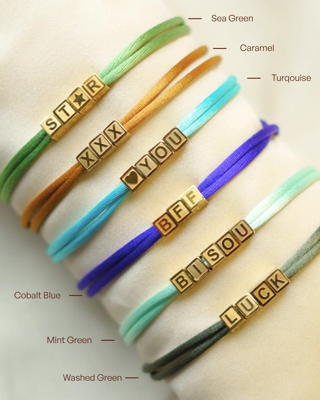 Initial Cube Armband - Goudkleurig staal - Gepersonaliseerde Armband