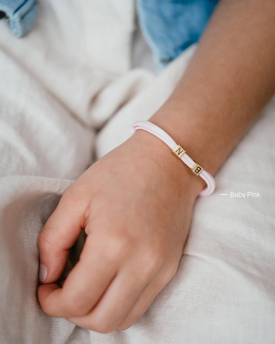 Initial Cube Armband - Goudkleurig staal - Gepersonaliseerde Armband