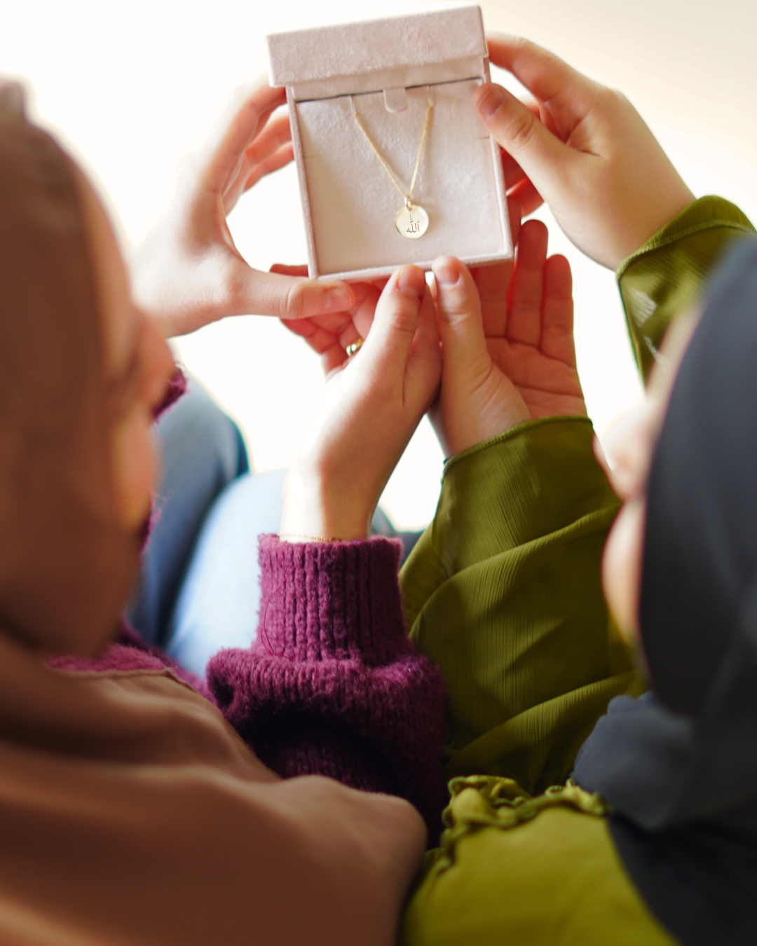 Necklace with Arabic Engraving - Gold plated