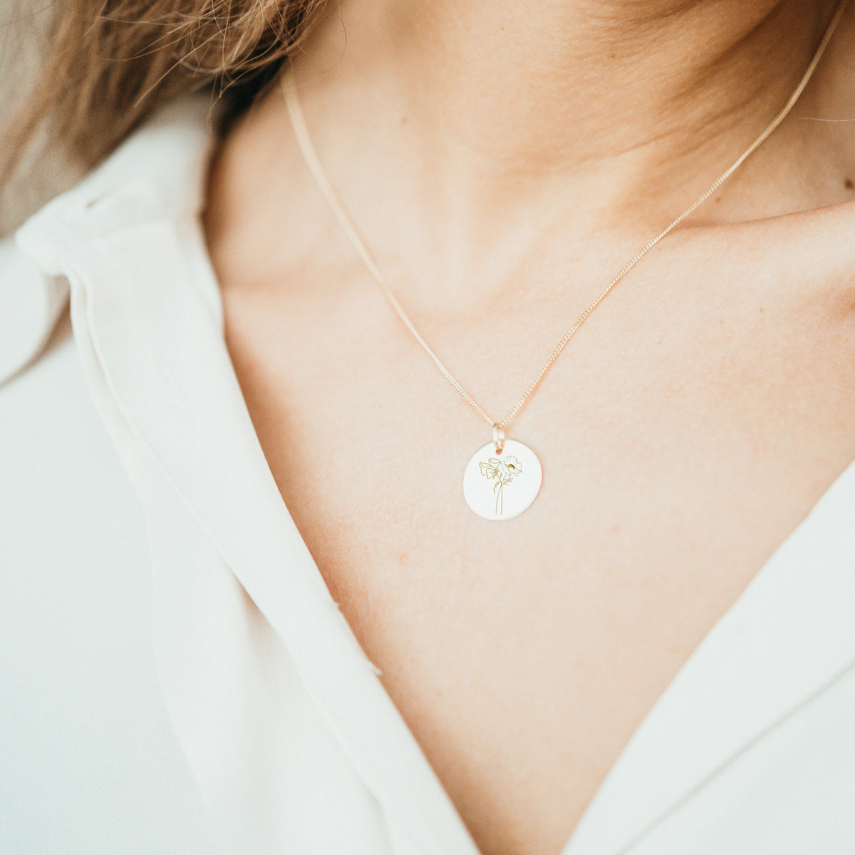 Collier Pendentif Rond Bouquet Fleur de Naissance 9 carats - Or 9 carats