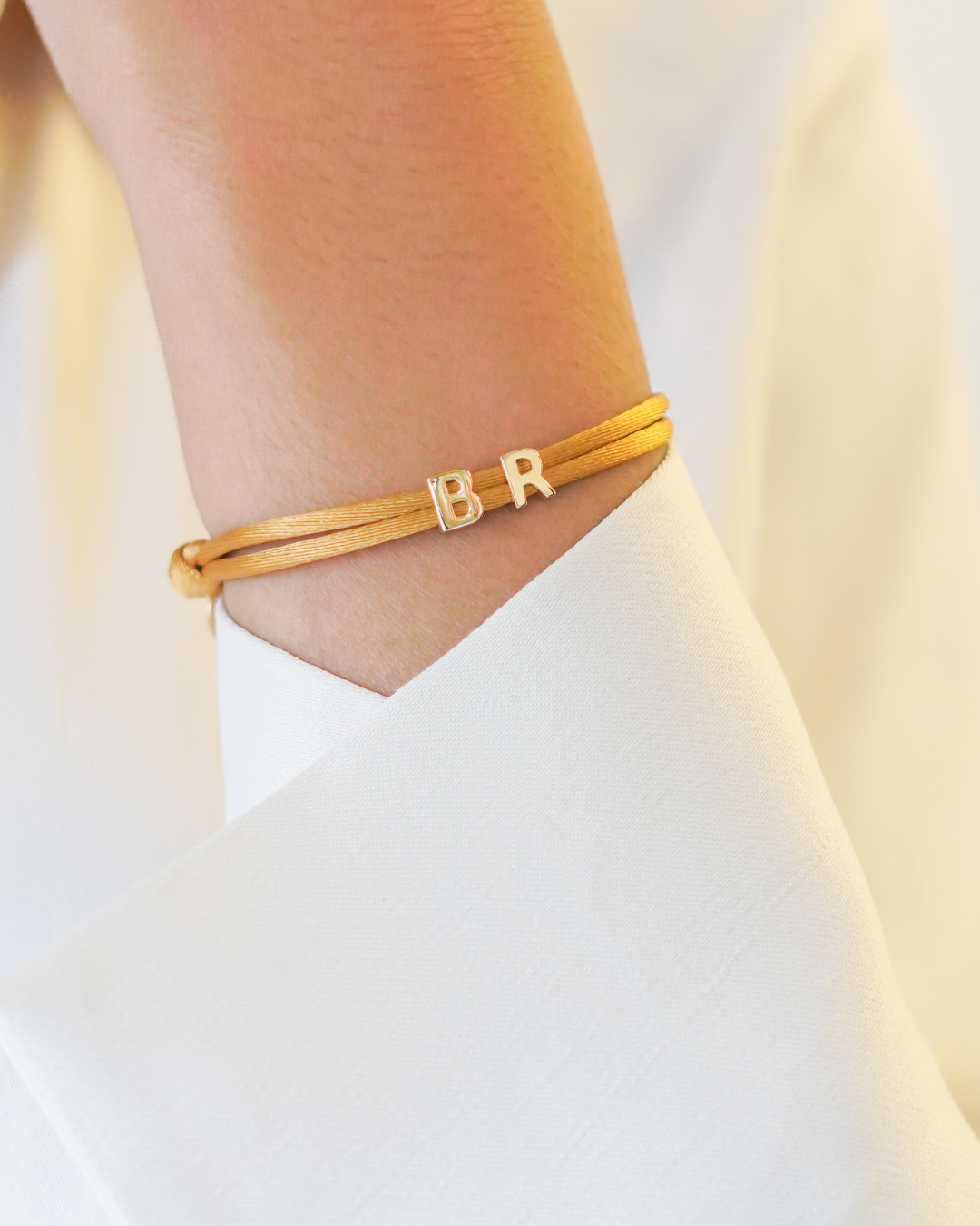 9k Letter Bracelet - 9k Gold