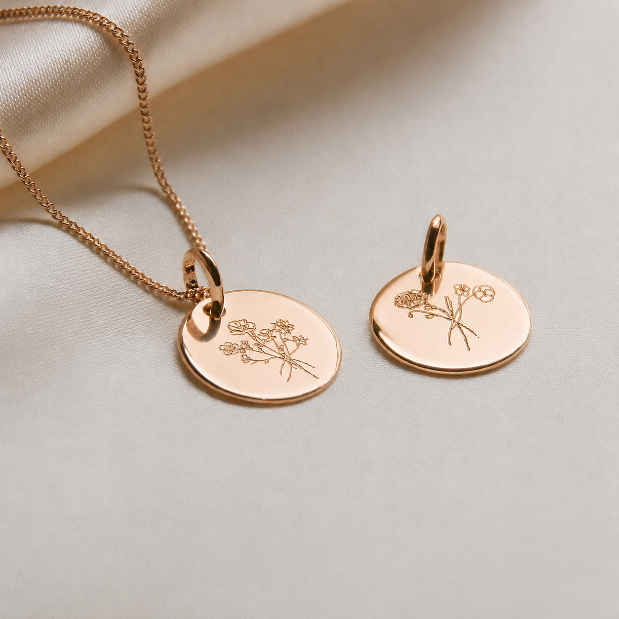 Birth Flower Bouquet Coin Necklace Rose Gold Plated – Personalised Necklace