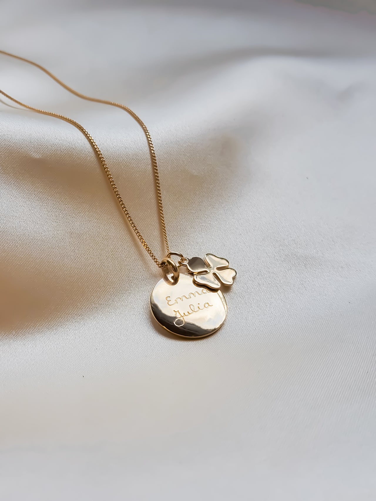 Coin Necklace with Lucky Charm - Gold plated