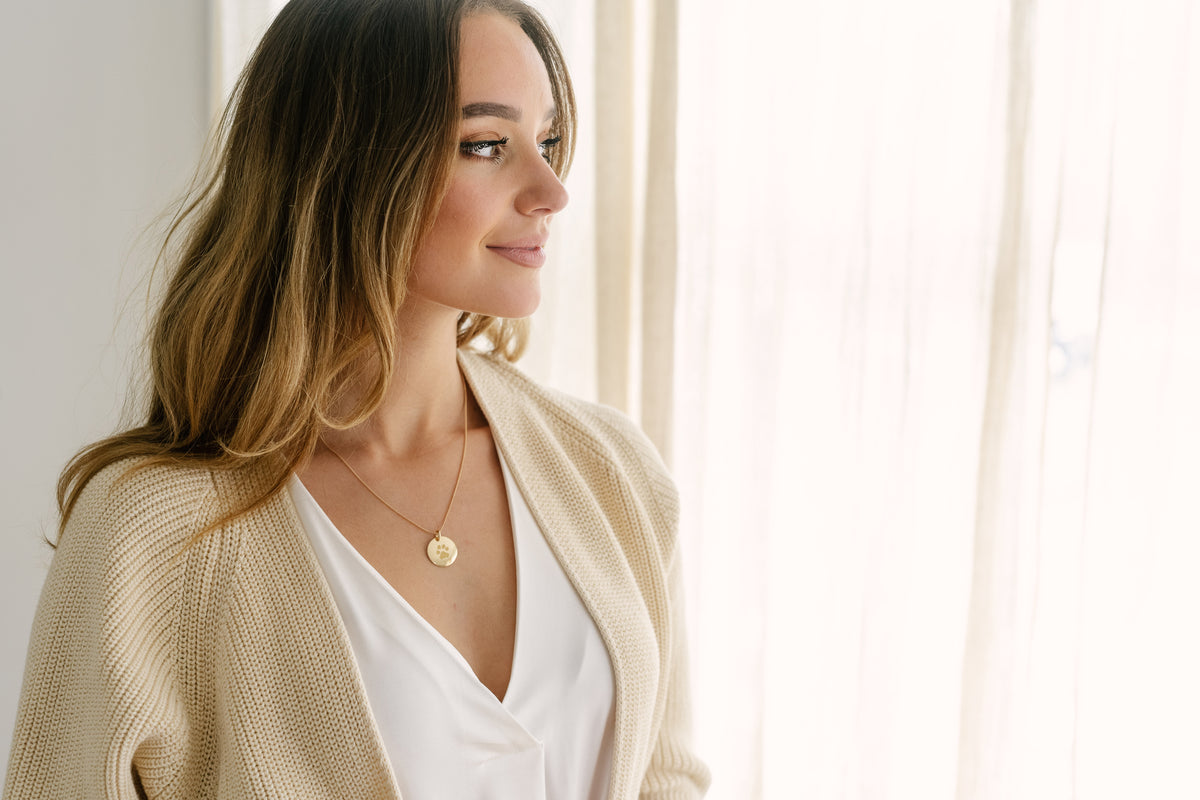 Paw Print Coin Necklace - Gold plated