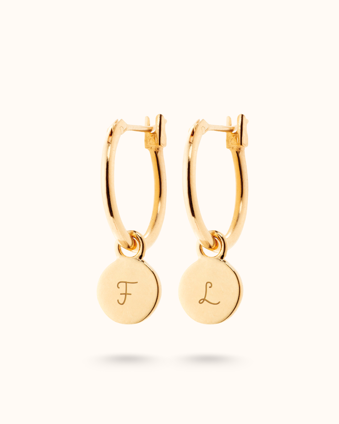 Boucles d'oreilles Initiale - Plaque or 18 carats