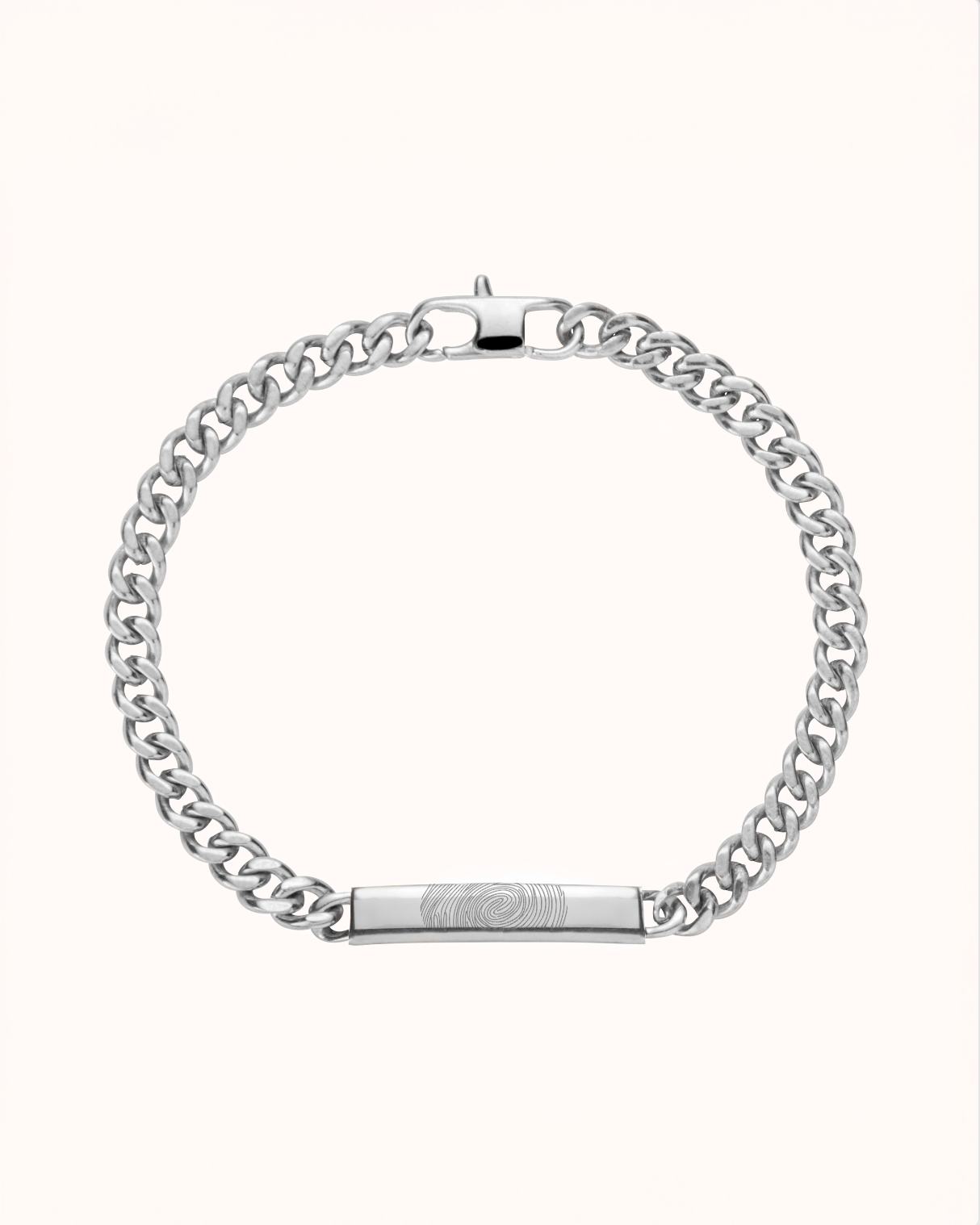Gucci Armbands Heren|Voeg een vleugje luxe toe aan je style met deze  handgemaakte stainless steel armband, voorzien van een opvallende  leopardenkop en CZ-kristallen, perfect voor de moderne man.