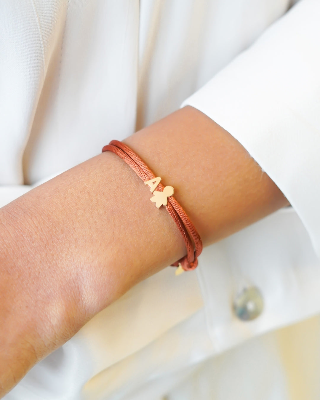 PROUD MOM Character Bracelet - Gold plated