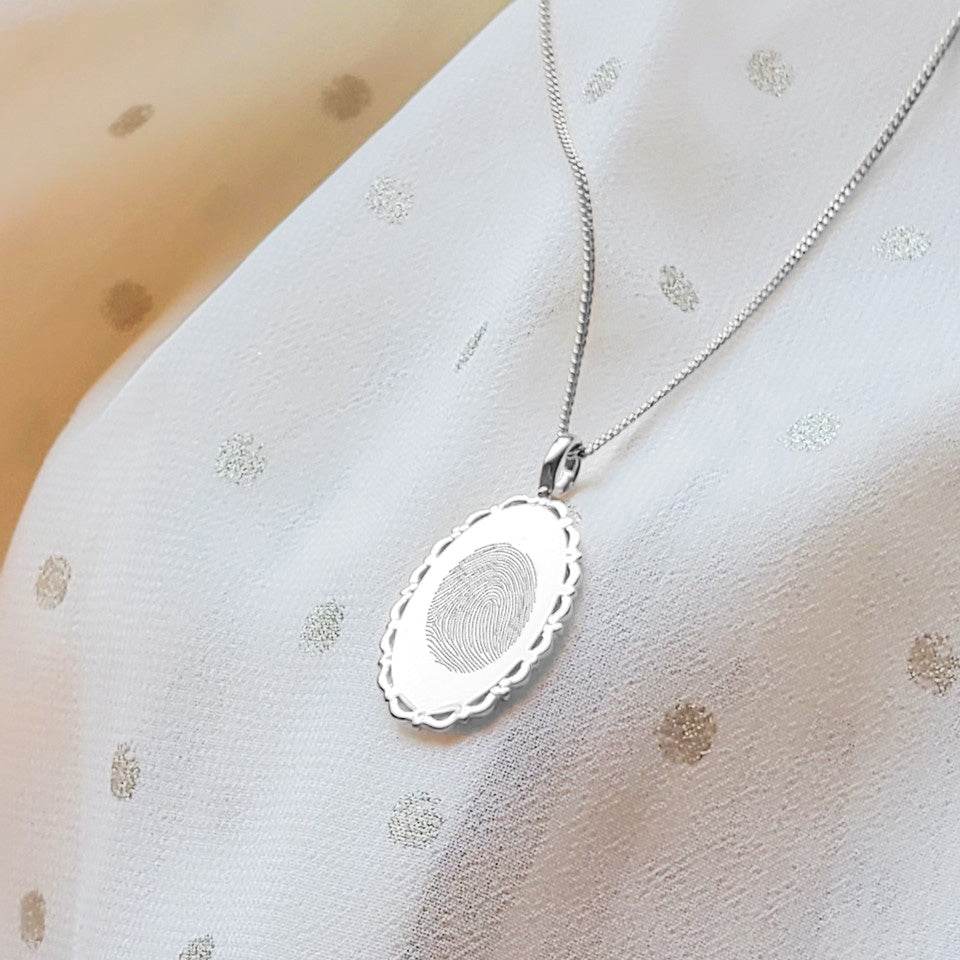 Fingerprint Vintage Oval Necklace - Silver
