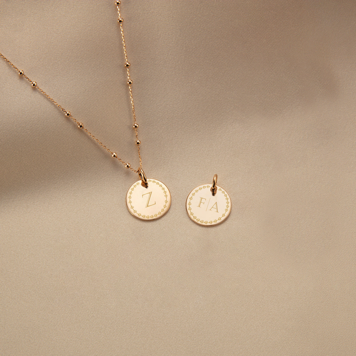 Love Initial Coin Ketting - 18k Rosé Verguld