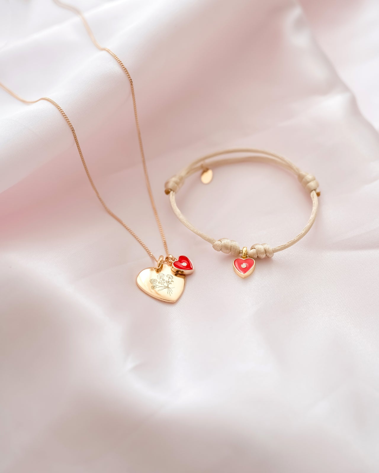 Heart Charm Birth Flower Bouquet Ketting - 18k Verguld