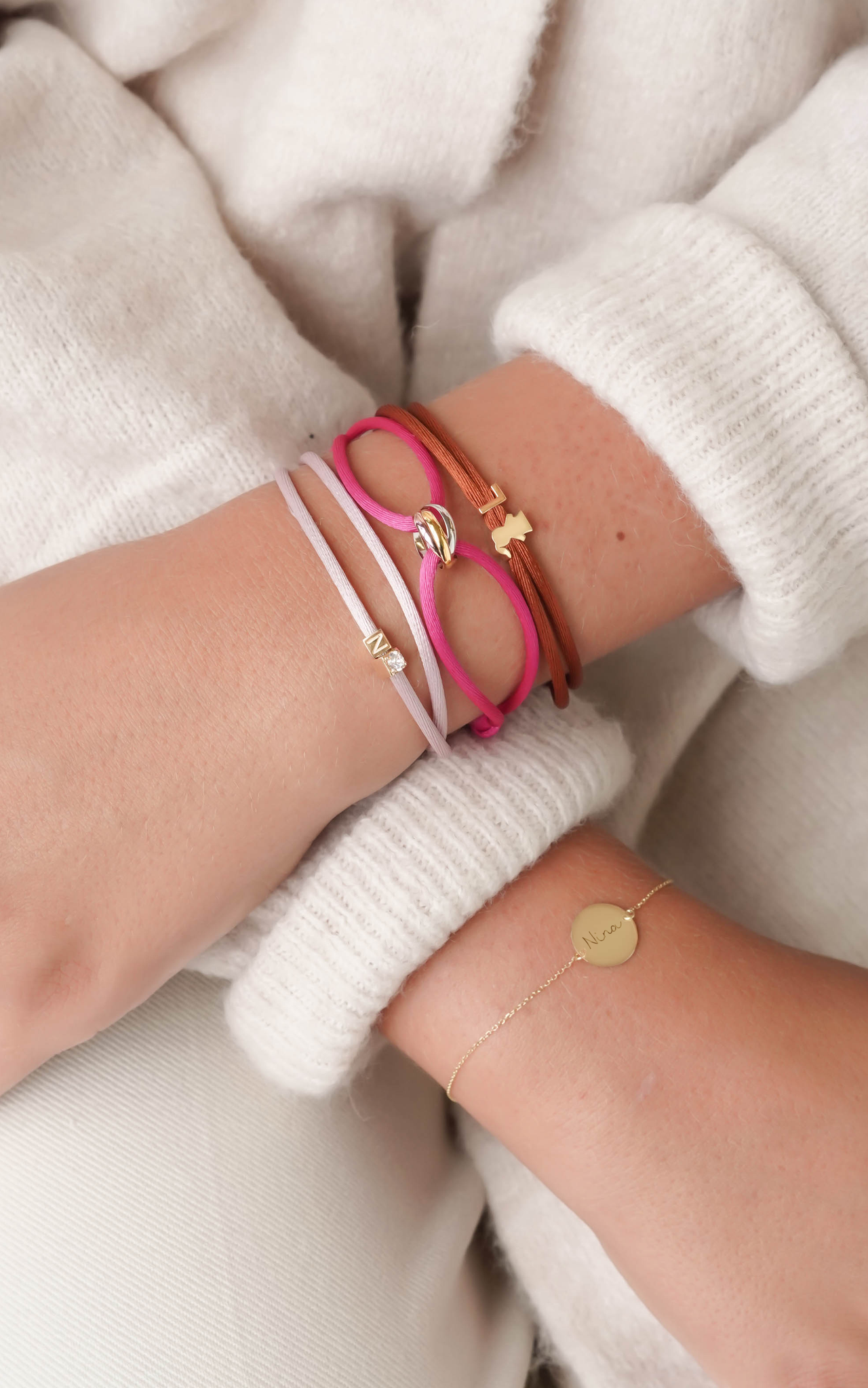 14k PROUD MOM Letter Armband - 14k Solid Gold - Letter