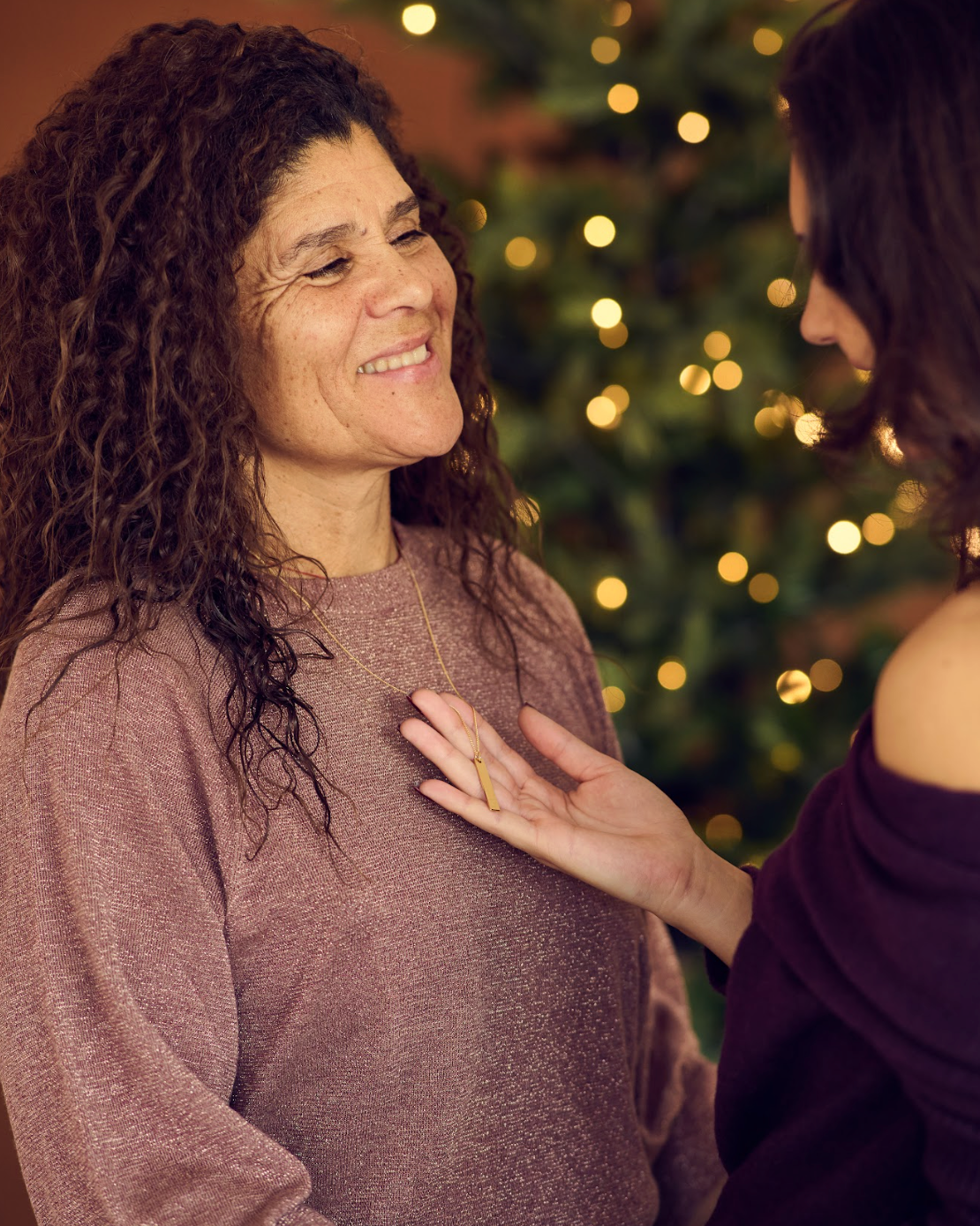 Collier Bar Verticale avec nom - Plaque or 18 carats