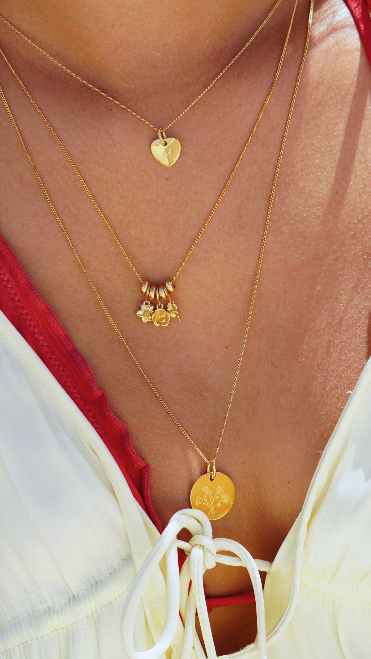 Birth Flower Bouquet Coin Necklace - Gold plated